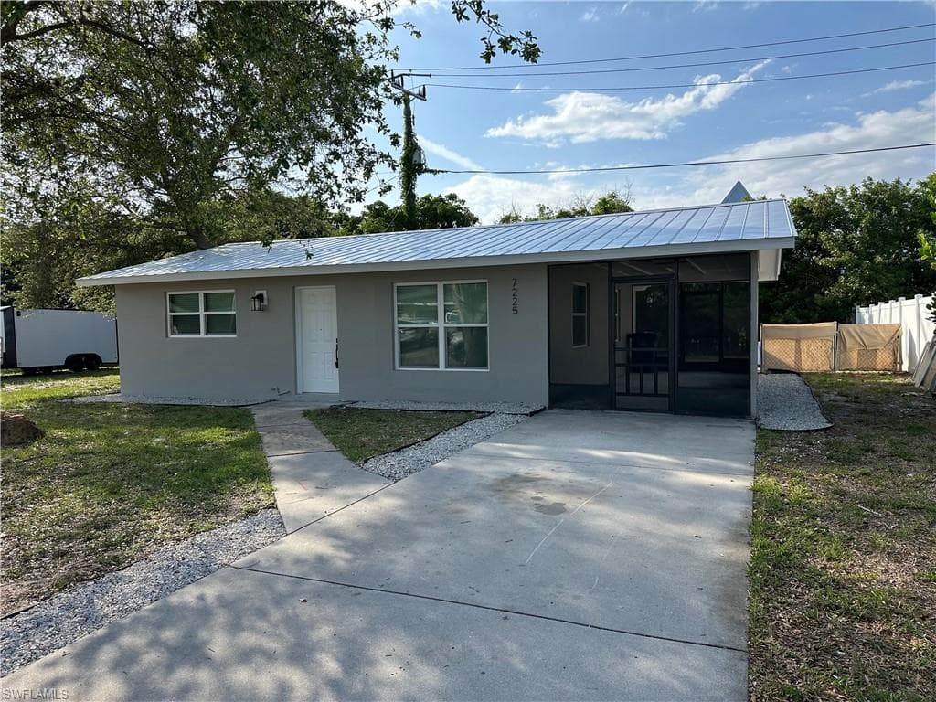 7225 Buchanan RD FORT MYERS, FL 33967