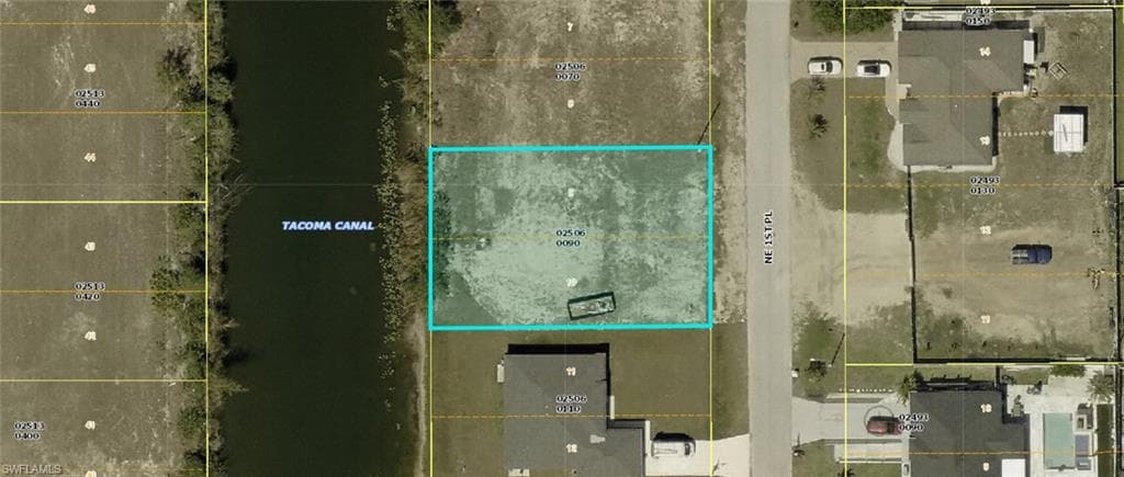 1904 NE 1st PL CAPE CORAL, FL 33909