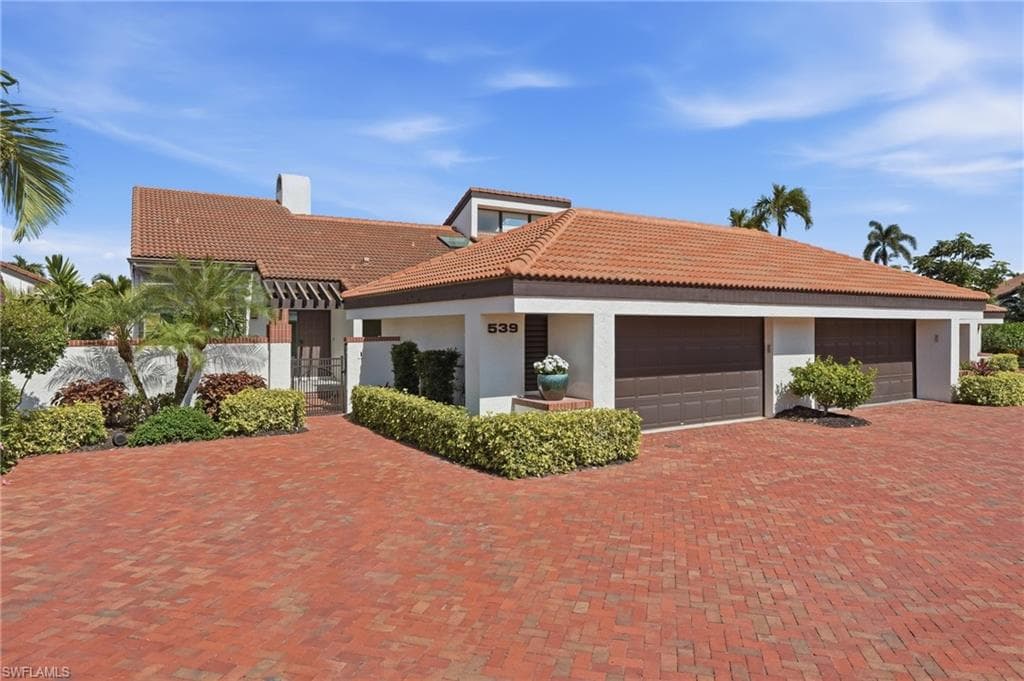 539 Bay Villas LN NAPLES, FL 34108