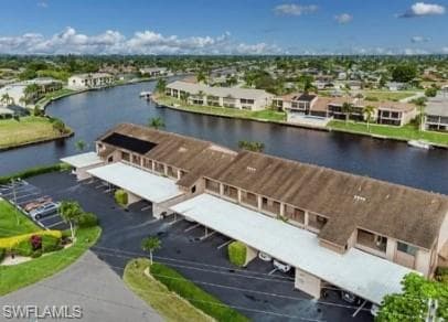 3813 SE 11th PL 1214 CAPE CORAL, FL 33904