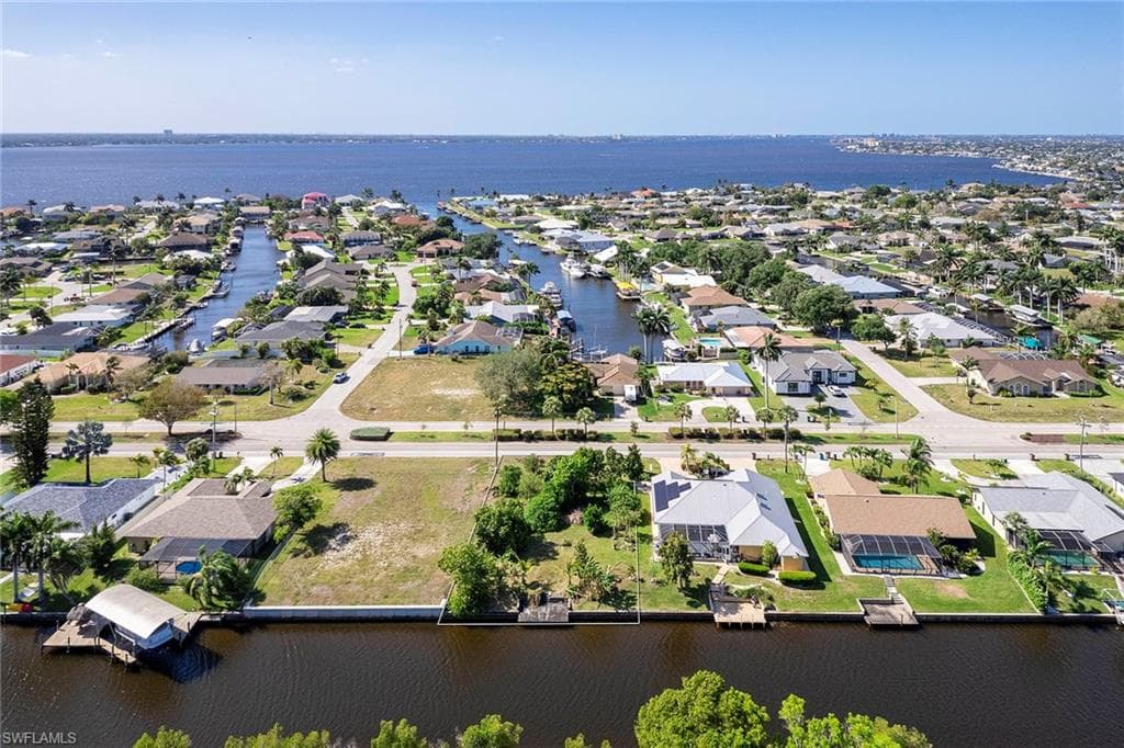 2411 Everest PKWY CAPE CORAL, FL 33904