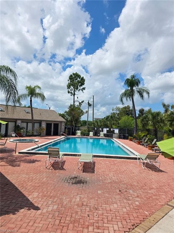 2835 Winkler AVE 215 FORT MYERS, FL 33916