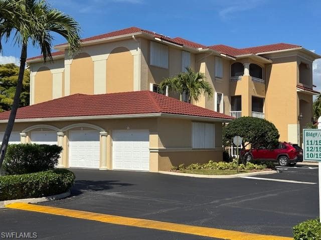 1502 SW 50th ST 302 CAPE CORAL, FL 33914