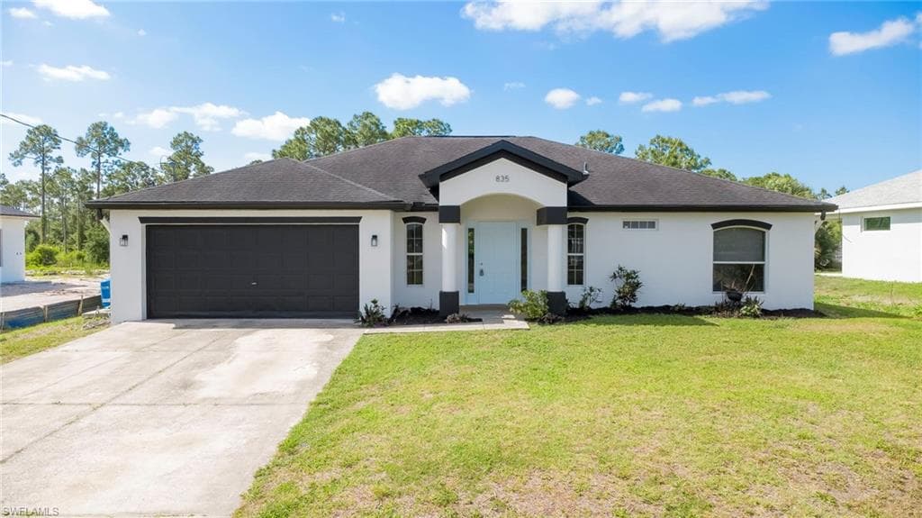 835 Appleton AVE LEHIGH ACRES, FL 33974