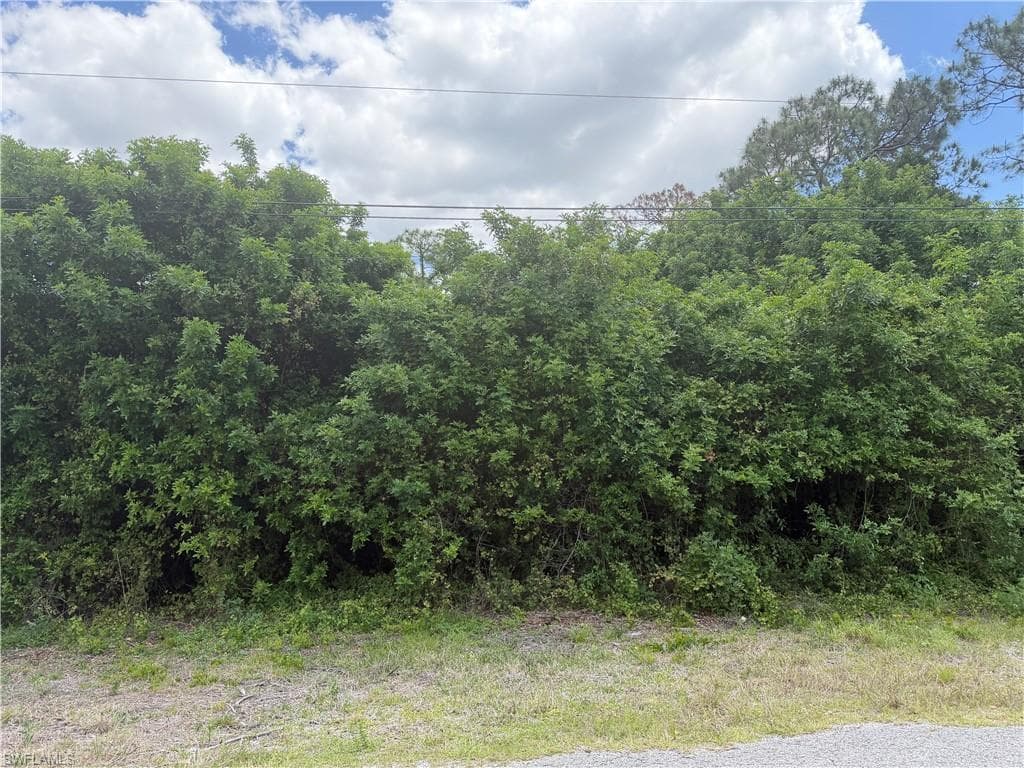 108 Columbus AVE LEHIGH ACRES, FL 33936