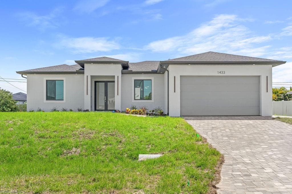 1433 NW 7th PL CAPE CORAL, FL 33993