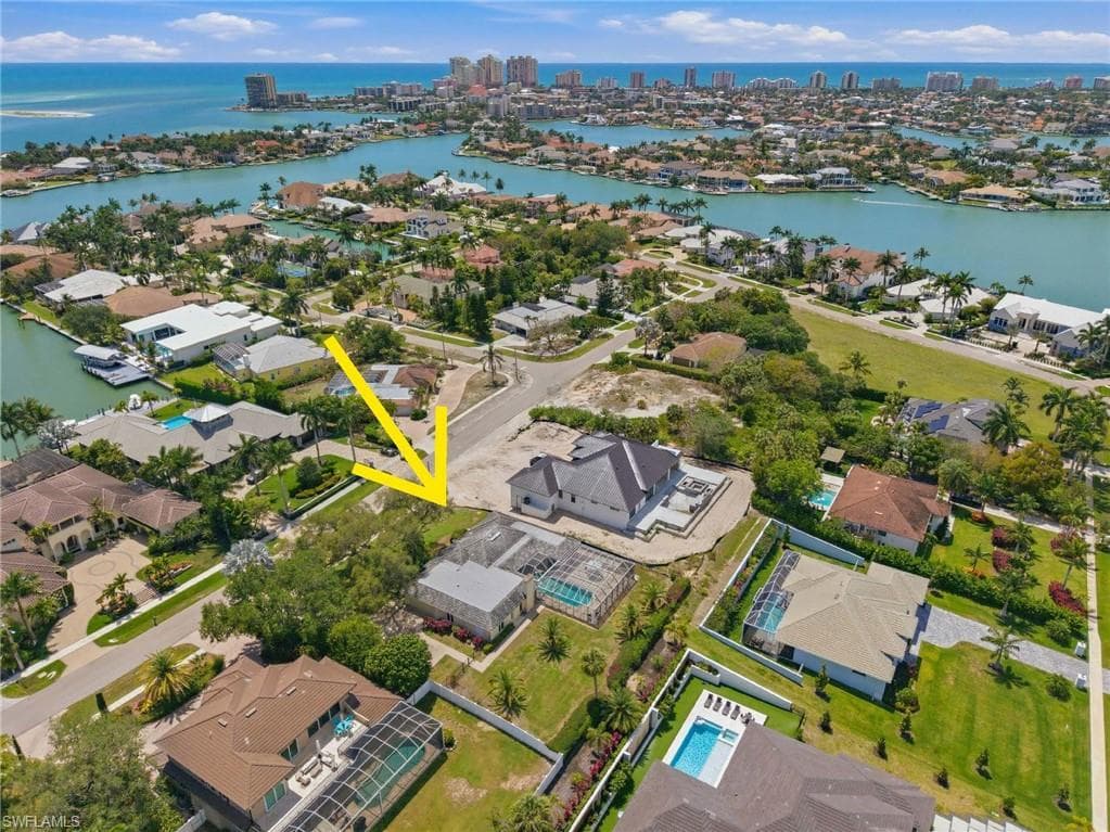 1616 Ludlow RD MARCO ISLAND, FL 34145