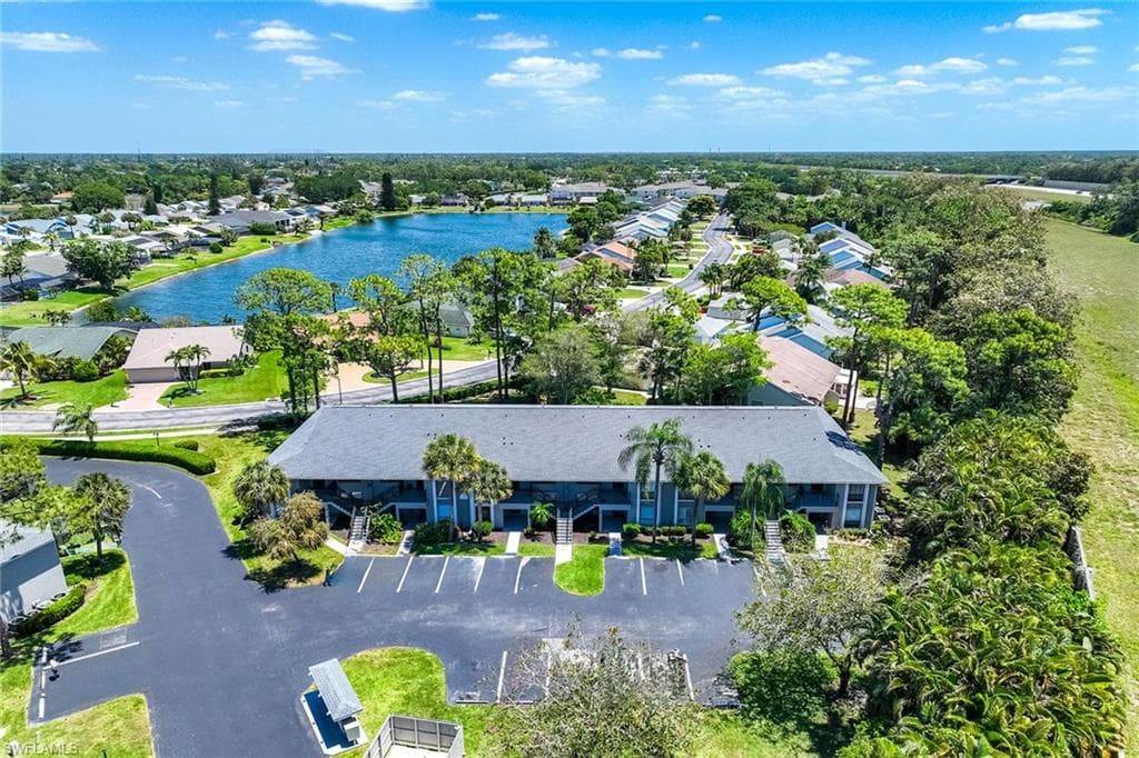 1231 Commonwealth CIR Q104 NAPLES, FL 34116