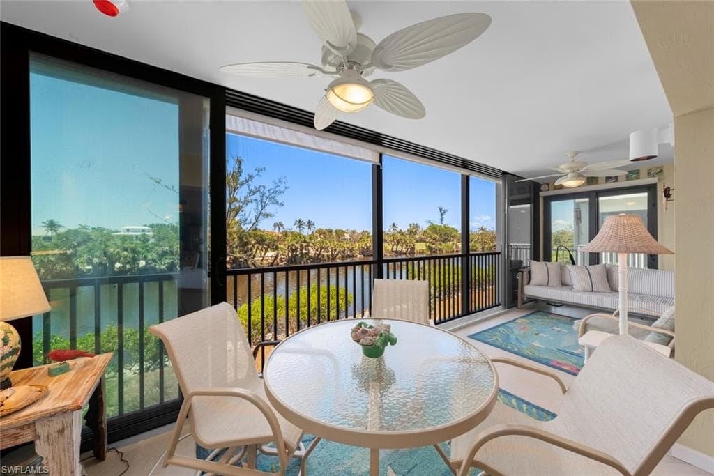 1340 Middle Gulf DR 8A SANIBEL, FL 33957