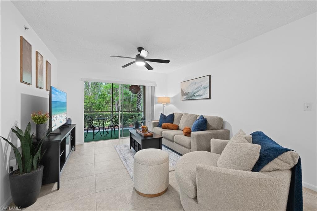 1885 Florida Club DR 8102 NAPLES, FL 34112