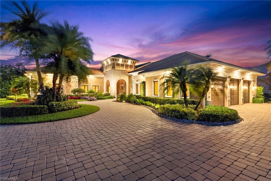 628 VENEZIA GRANDE DR NAPLES, FL 34119