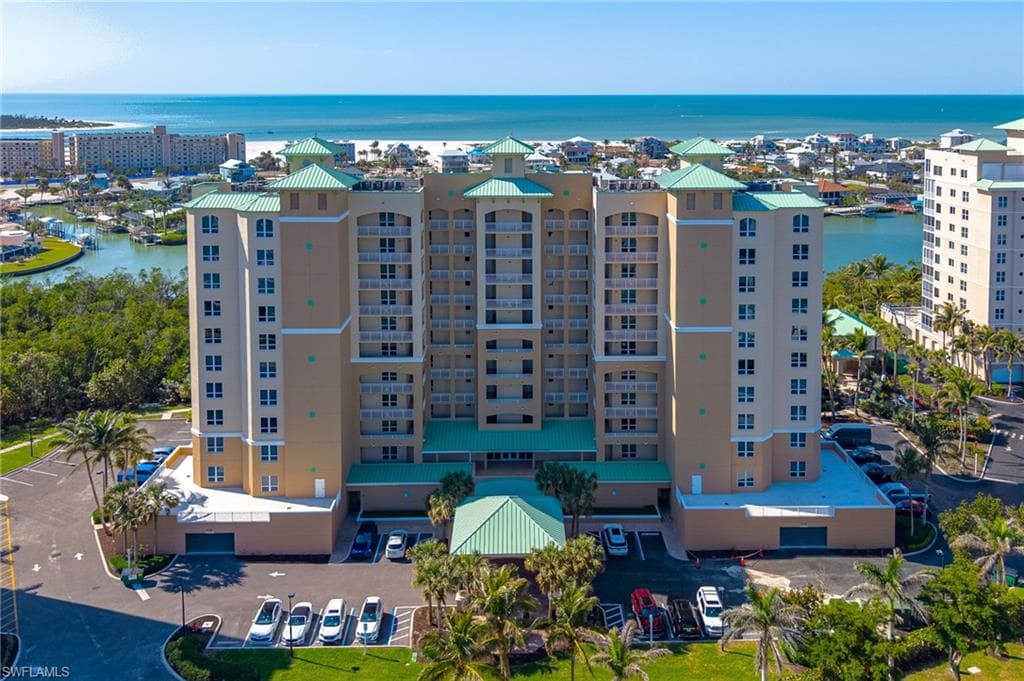 4182 Bay Beach LN 722 FORT MYERS BEACH, FL 33931