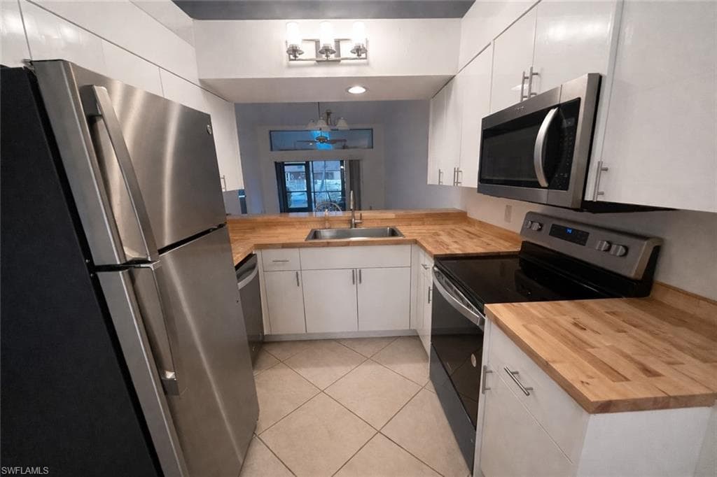11471 Caravel CIR 3204 FORT MYERS, FL 33908