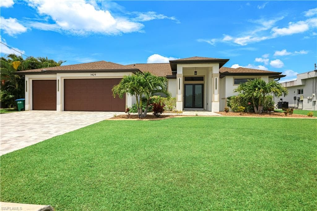 1429 24th ST CAPE CORAL, FL 33991