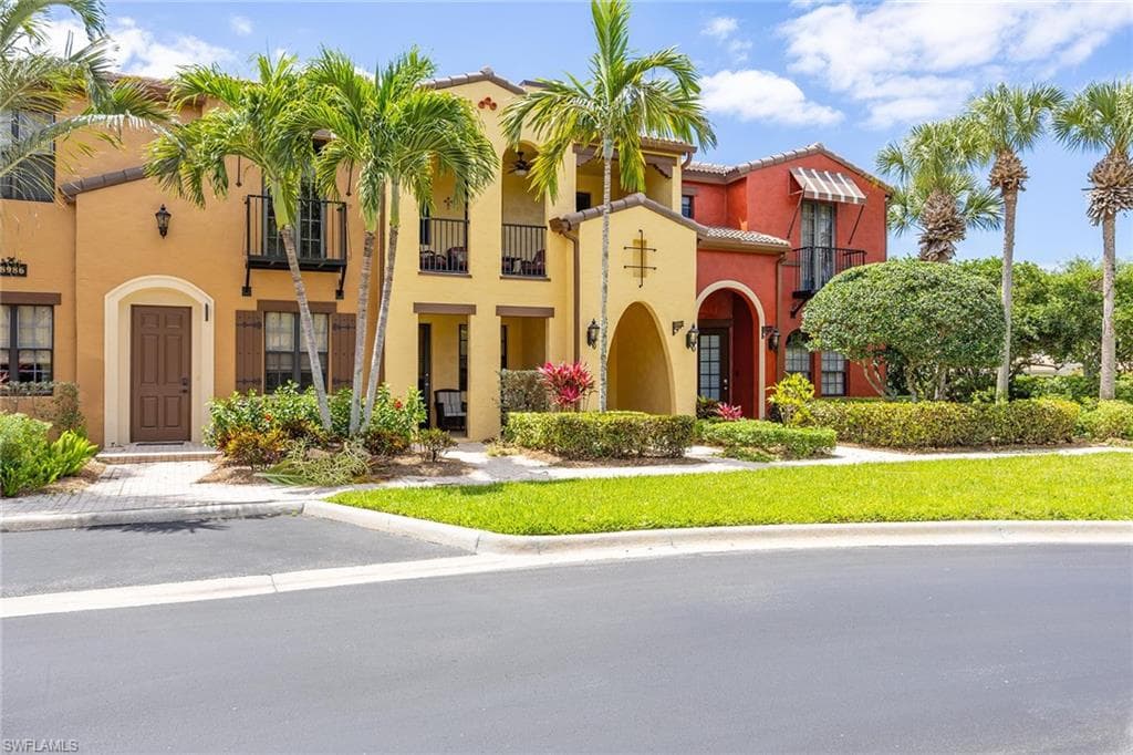 8986 Cambria CIR 2204 NAPLES, FL 34113