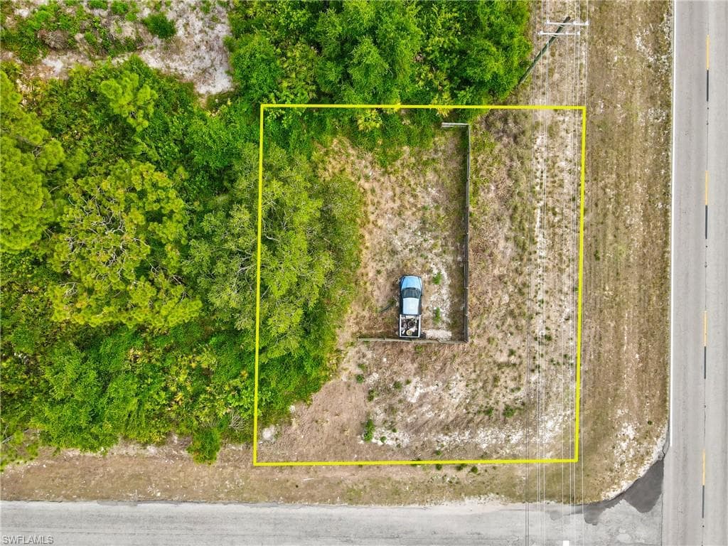 3102 47th ST SW LEHIGH ACRES, FL 33976
