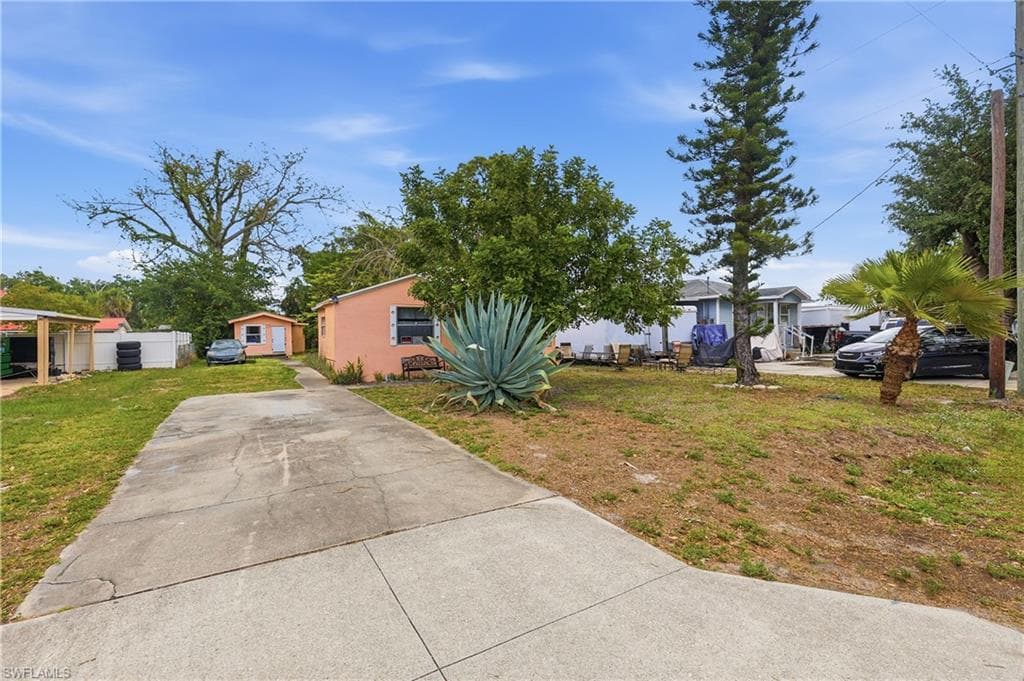2355 Jeffcott ST FORT MYERS, FL 33901