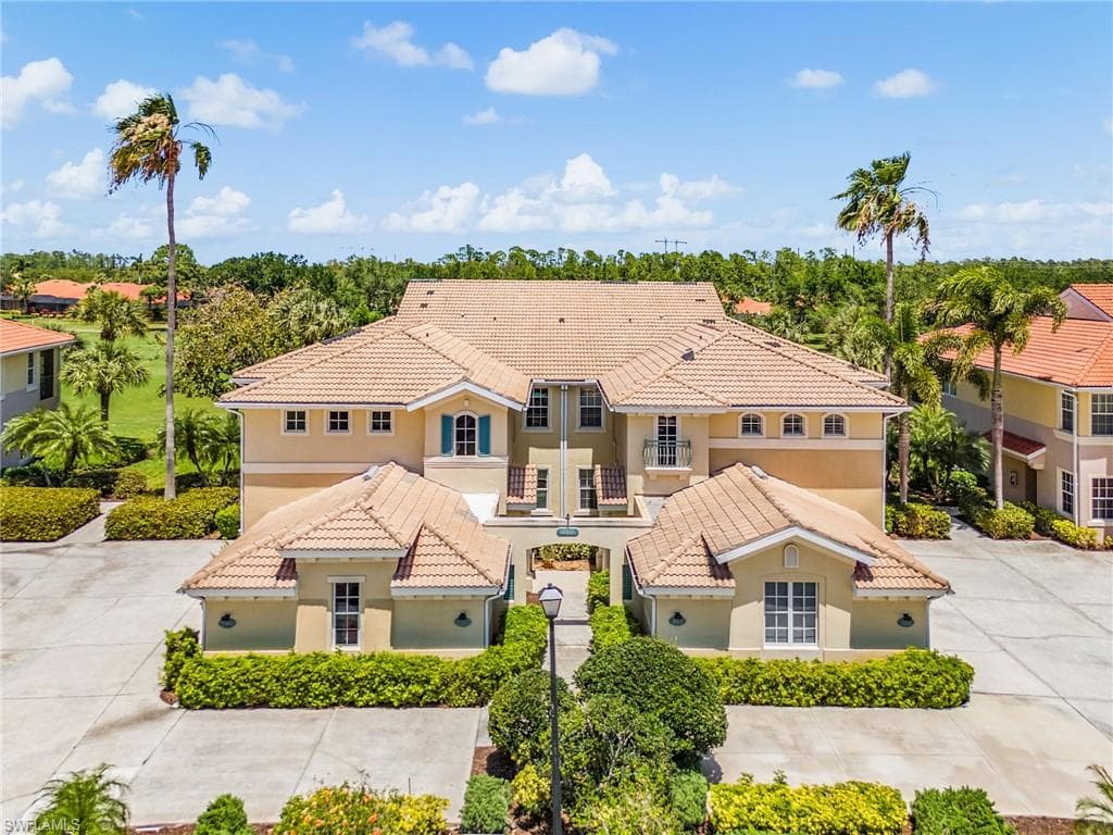 12051 Brassie CIR D202 FORT MYERS, FL 33913
