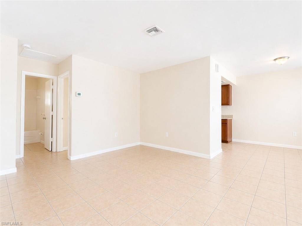 2105 Canal ST 3 FORT MYERS, FL 33901