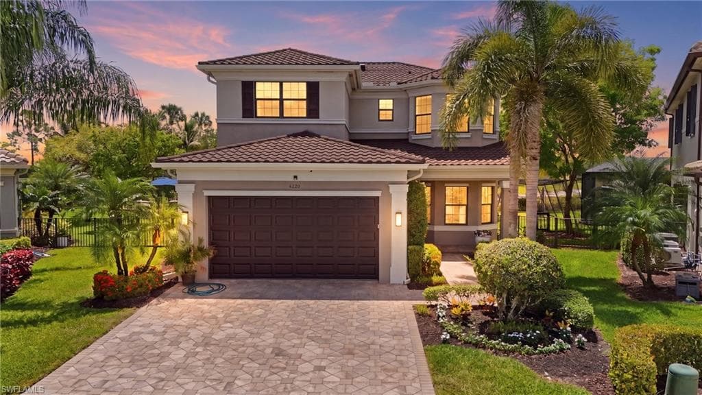 4220 Amelia WAY NAPLES, FL 34119