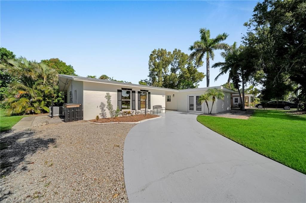 4118 SE 3rd AVE CAPE CORAL, FL 33904