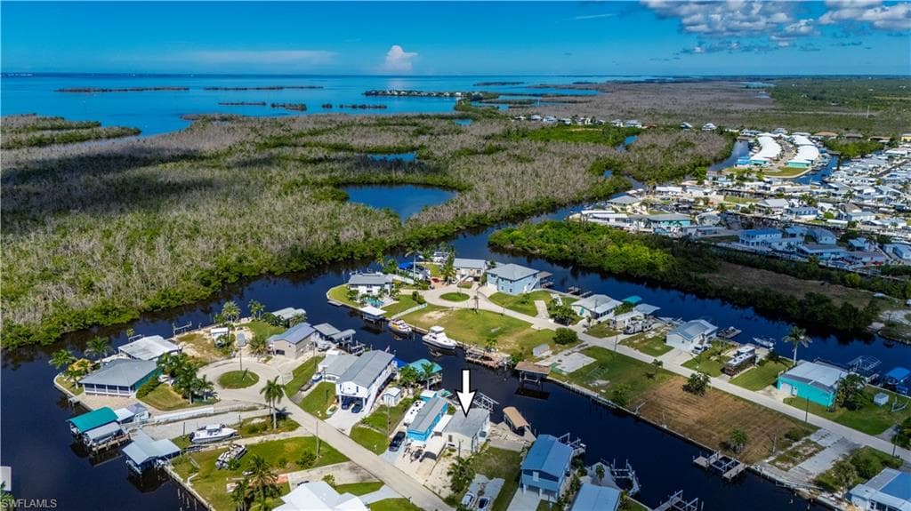 3908 Coconut DR ST. JAMES CITY, FL 33956