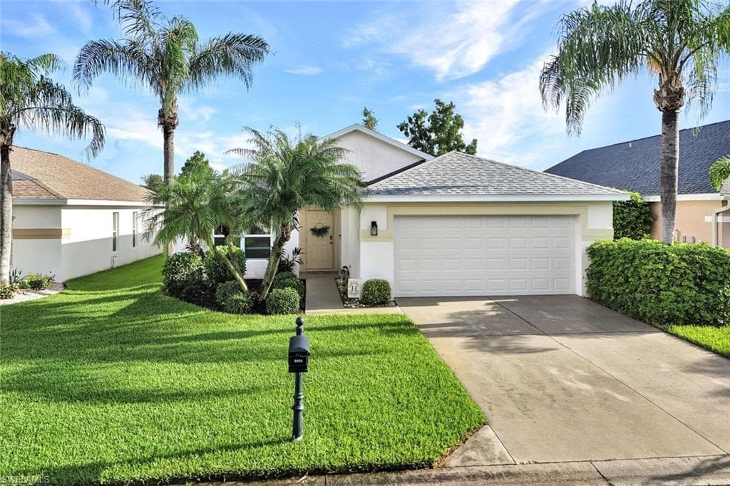 8884 Fawn Ridge DR FORT MYERS, FL 33912