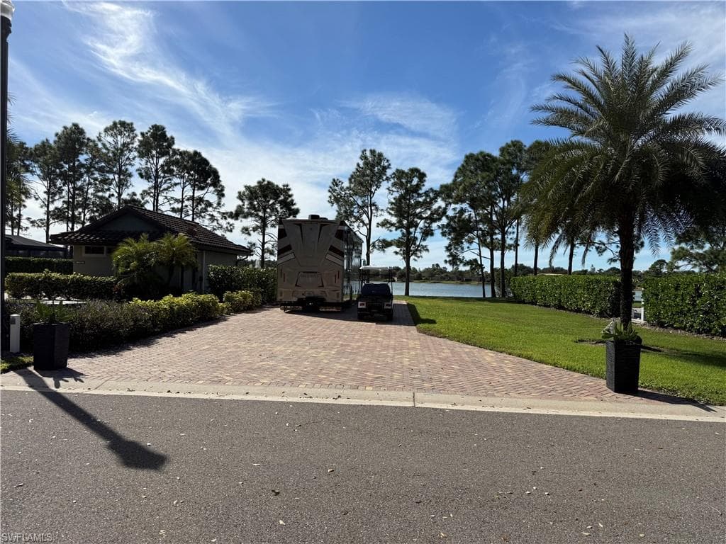 13815 Golden Palms CIR FORT MYERS, FL 33913