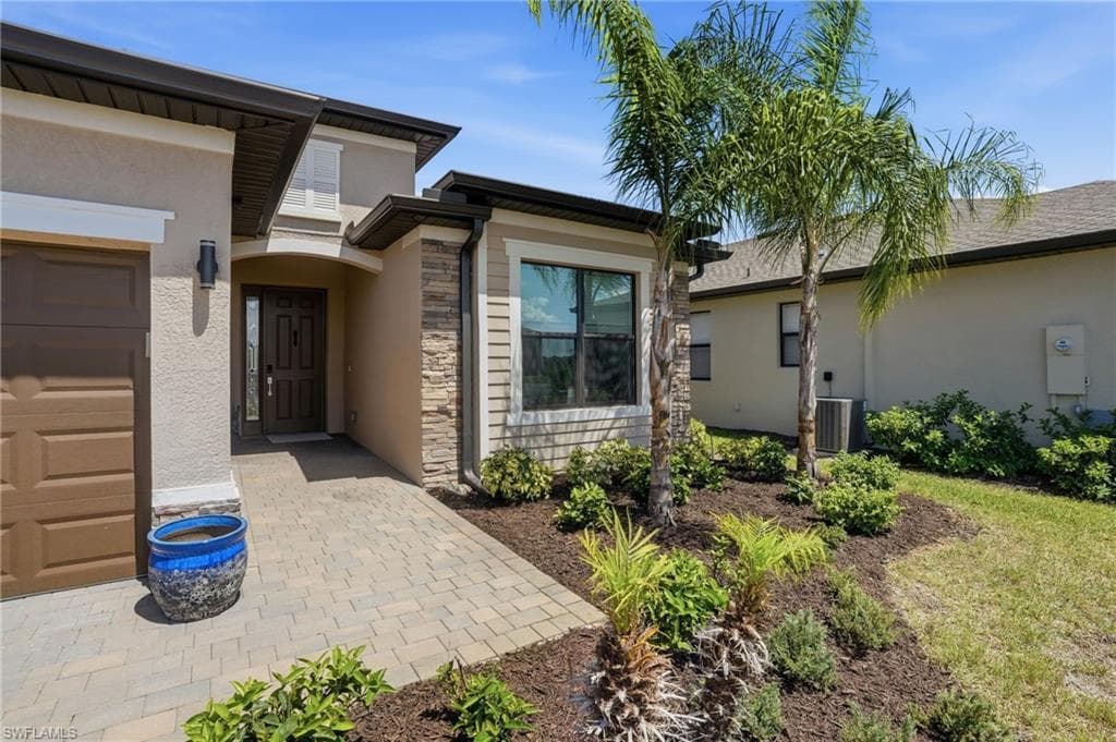 3324 Altimira DR FORT MYERS, FL 33905