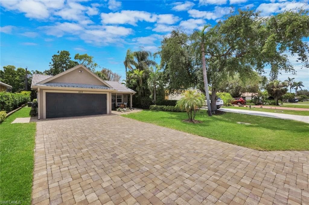 630 109TH AVE N NAPLES, FL 34108