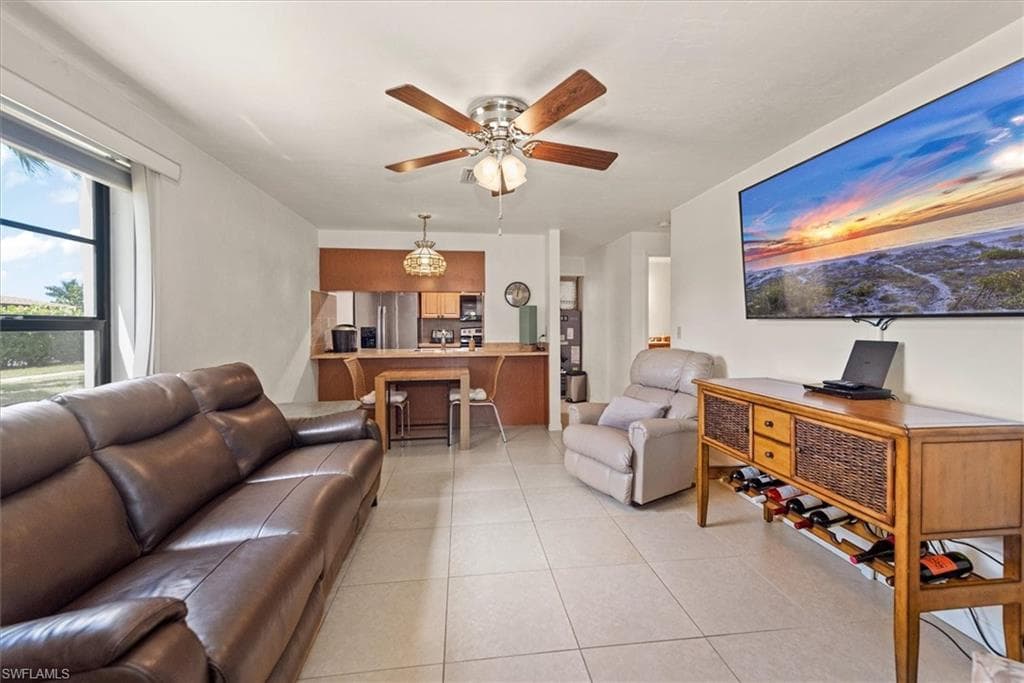 9380 Lennex LN 701 FORT MYERS, FL 33919