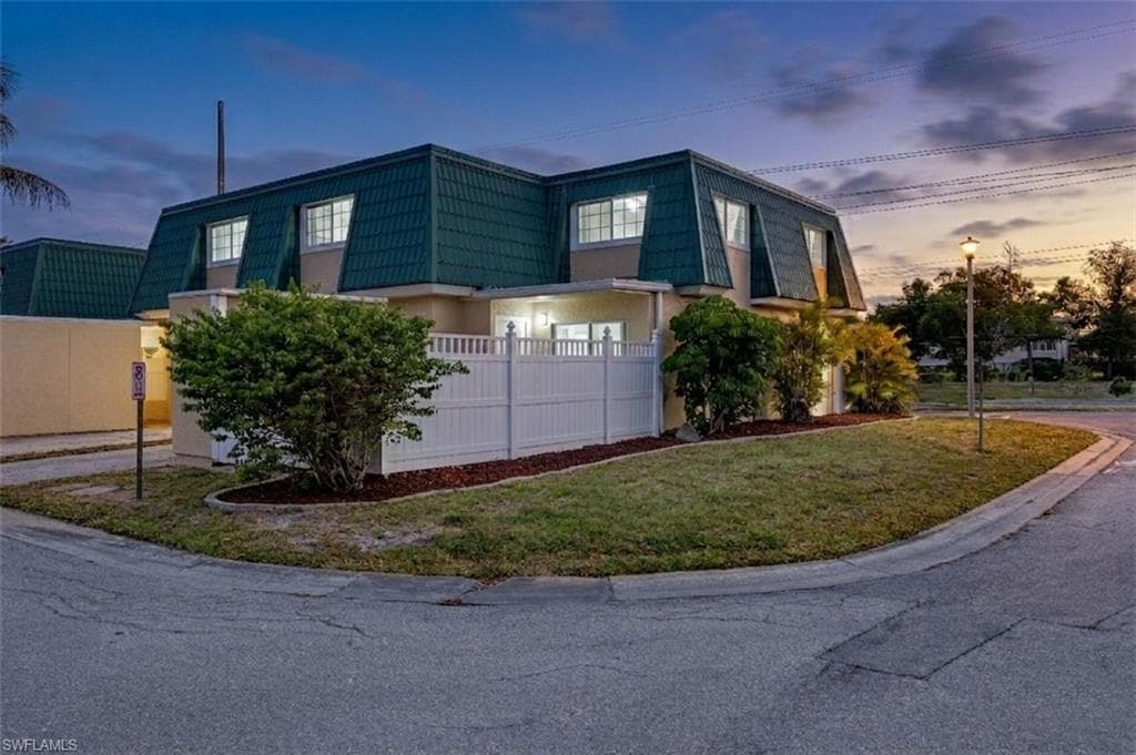4811 Sunfish CT FORT MYERS, FL 33919