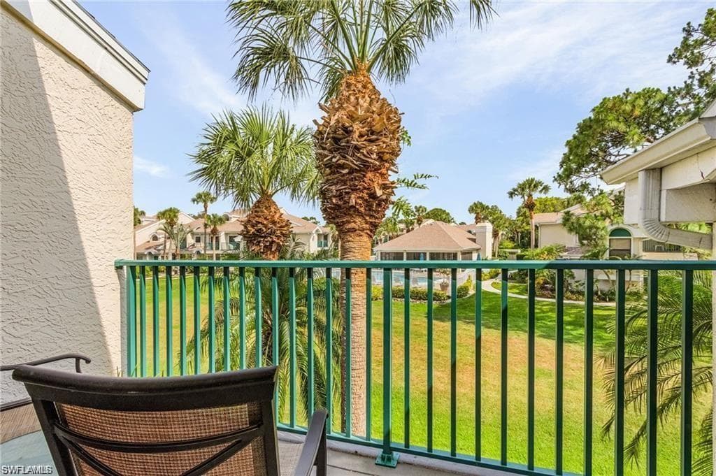 70 Emerald Woods DR K8 NAPLES, FL 34108