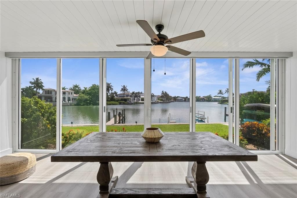 1910 Gulf Shore BLVD N 107 NAPLES, FL 34102