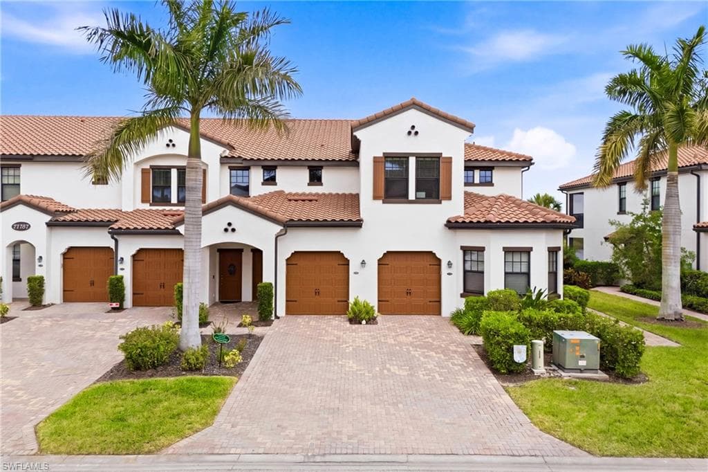 11781 Grand Belvedere WAY 203 FORT MYERS, FL 33913