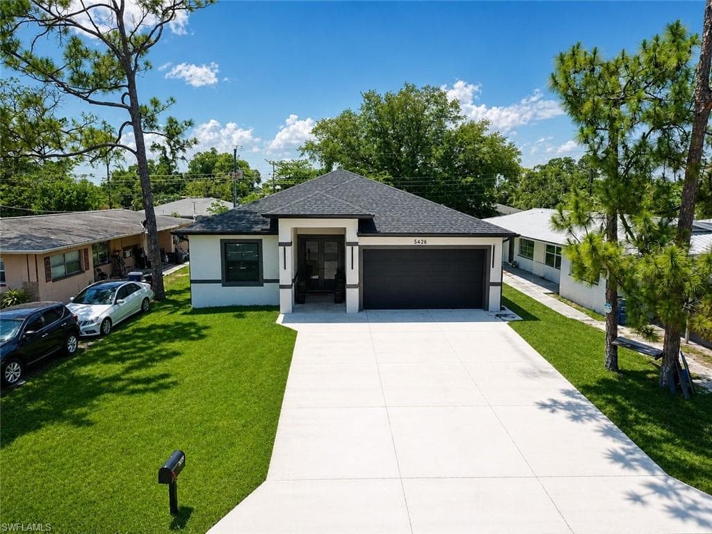 5426 9th AVE FORT MYERS, FL 33907