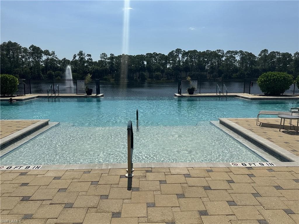 2004 Tarpon Bay DR N 101 NAPLES, FL 34119