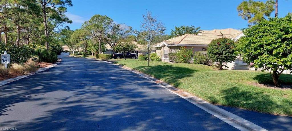 306 Emerald Bay CIR J5 NAPLES, FL 34110
