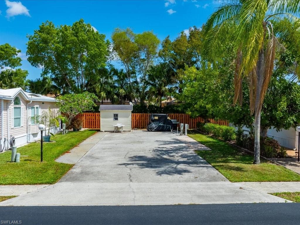 1022 Crystal Lake DR NAPLES, FL 34120