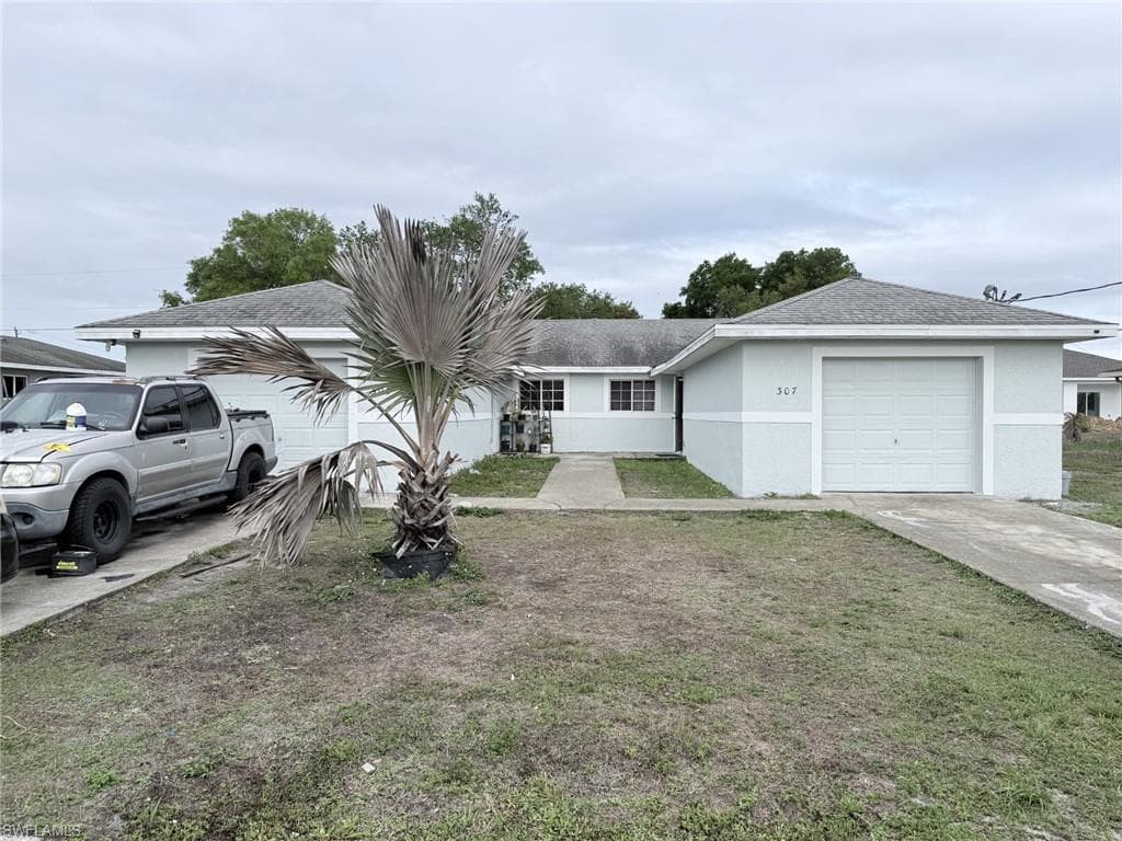 305-307 Harry AVE S LEHIGH ACRES, FL 33973
