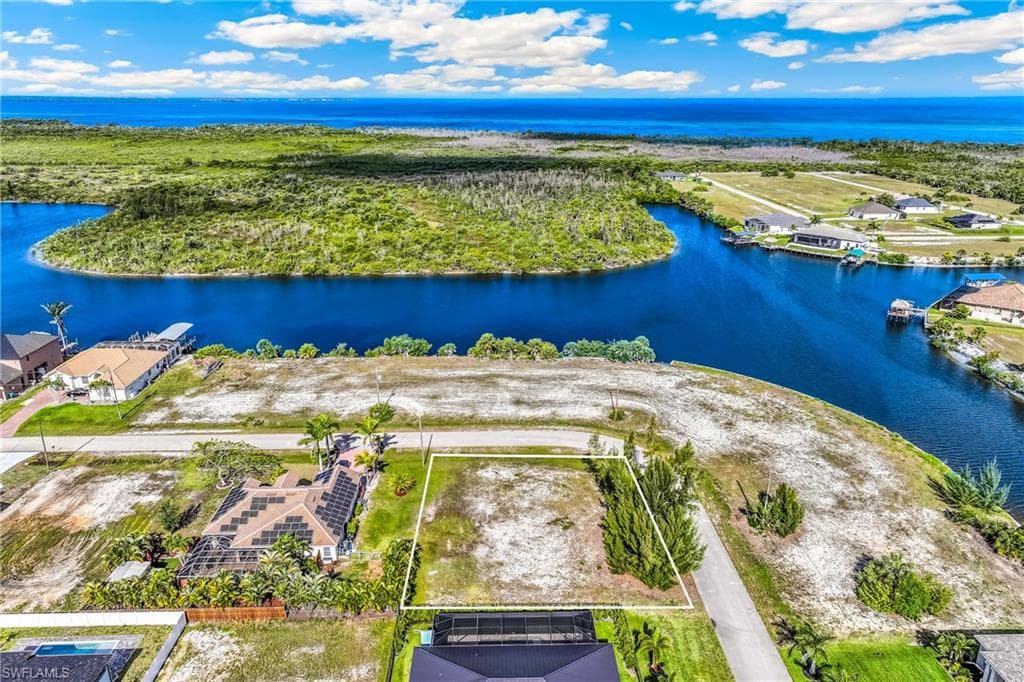3519 NW 46th PL CAPE CORAL, FL 33993