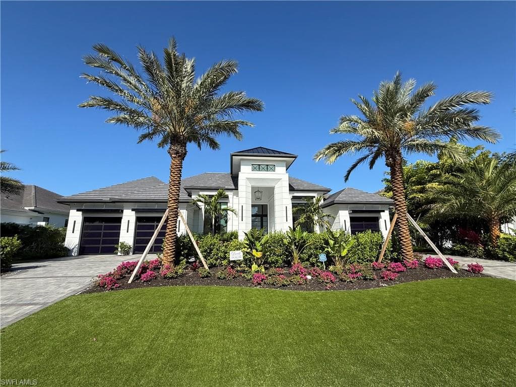 3011 Regatta RD NAPLES, FL 34103