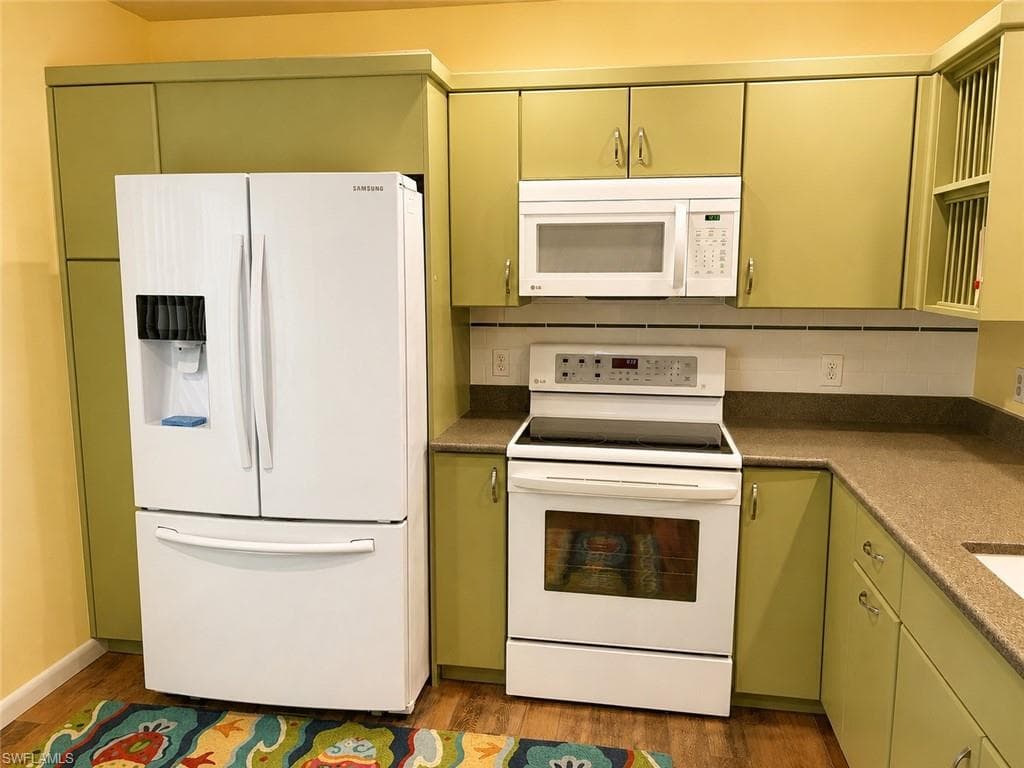 11060 Caravel CIR 201 FORT MYERS, FL 33908