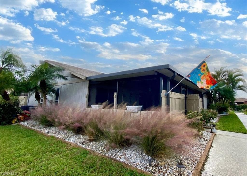 15546 Crystal Lake DR NORTH FORT MYERS, FL 33917