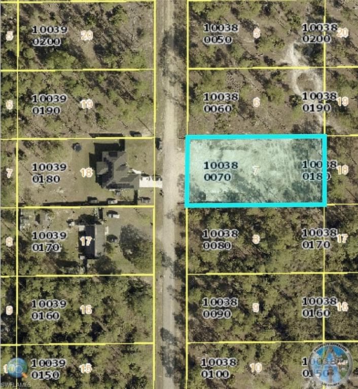 1510 Maple AVE N LEHIGH ACRES, FL 33972