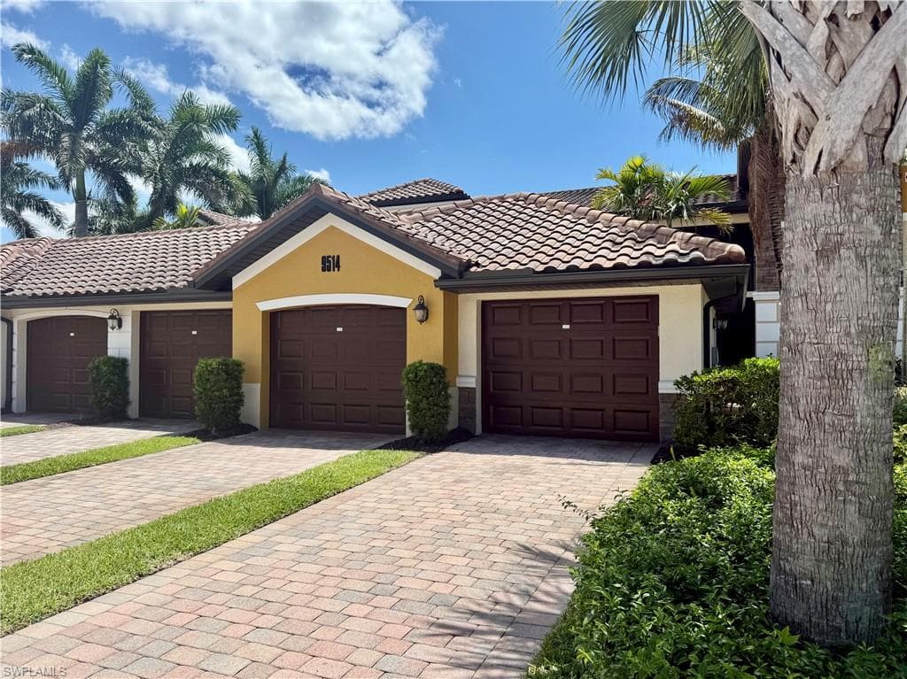 9514 Avellino WAY 2113 NAPLES, FL 34113