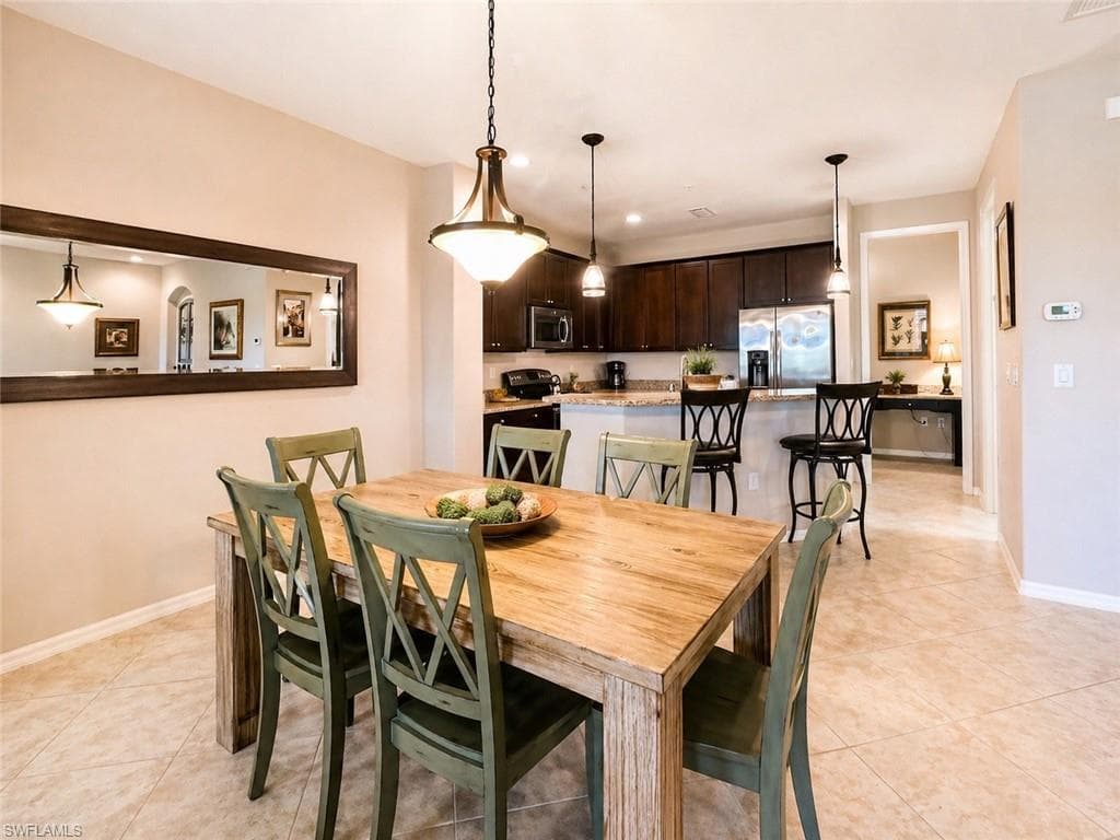 9073 Rialto ST 6002 NAPLES, FL 34113