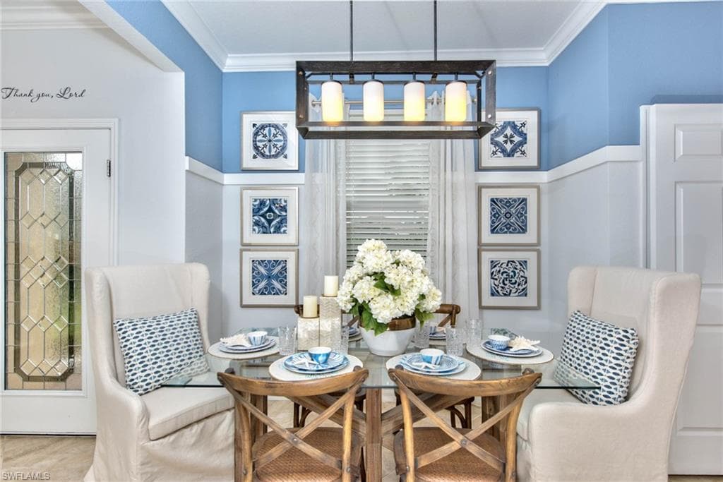 2612 Blossom WAY NAPLES, FL 34120