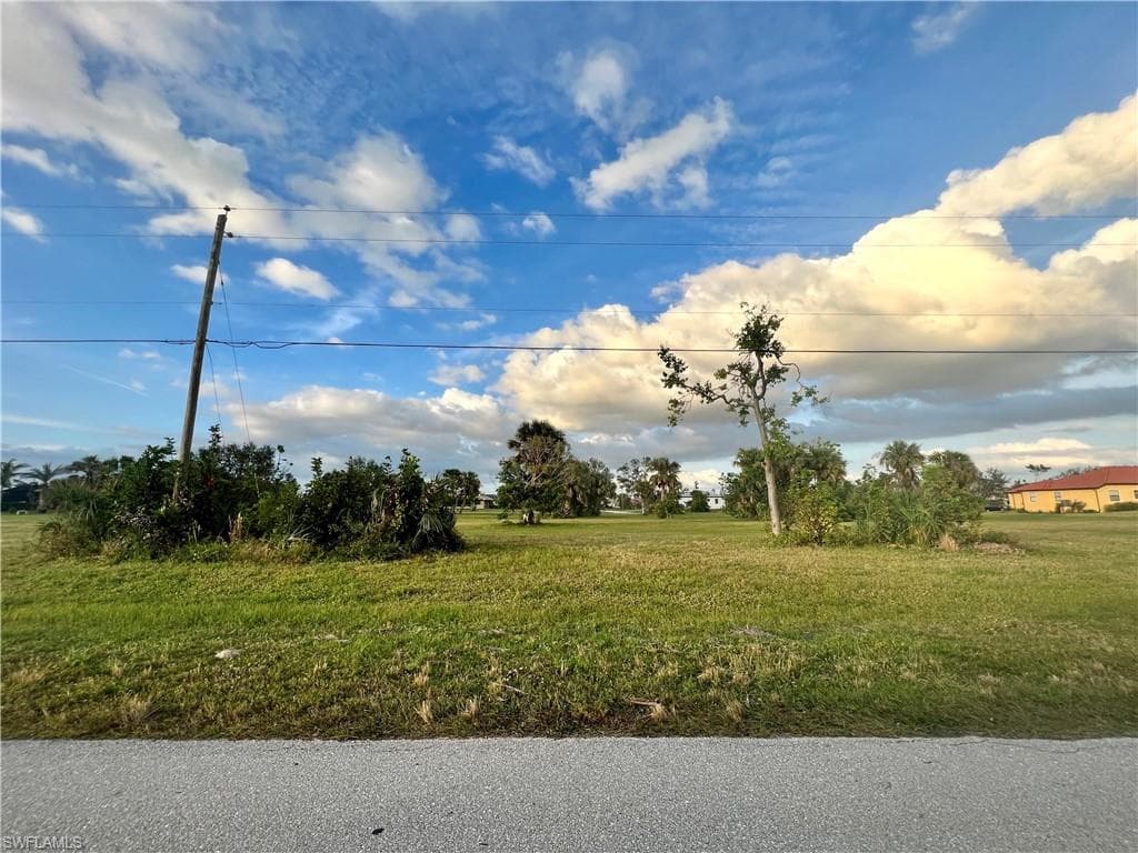 24268 Peppercorn RD PUNTA GORDA, FL 33955