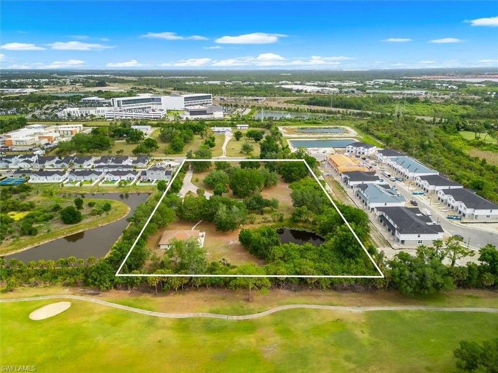 2900 Curry LN NOKOMIS, FL 34275